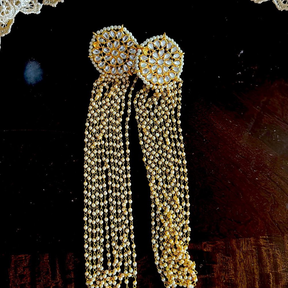 Long gold color earings